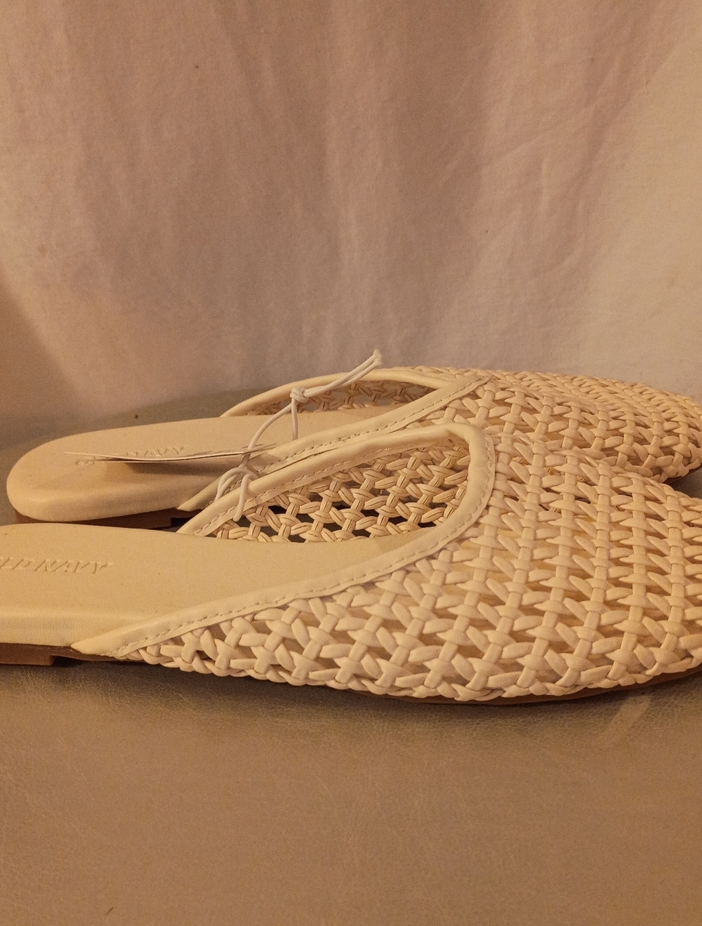 NWT! Old Navy Faux Leather Woven Mule Slide